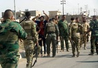 دستگیری افراد مشکوک توسط نیروهای امنیتی عراق در محله کرکوک
