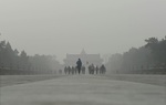 معبد بهشت زیر ابر آلودگی در پکن
